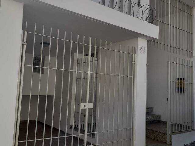 Casa para Venda em Guaratinguetá - 1