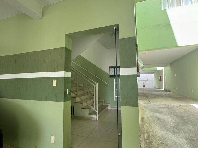 #186 - Apartamento para Venda em Guaratinguetá - SP - 2
