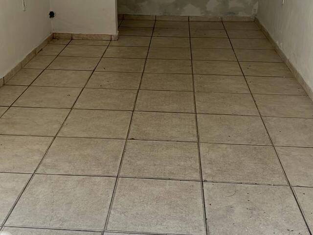 Sala para Locação em Guaratinguetá - 2