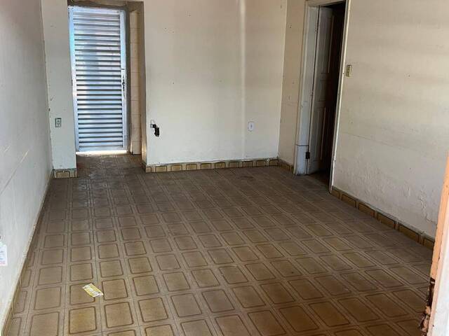 #204 - Casa para Venda em Guaratinguetá - SP - 1