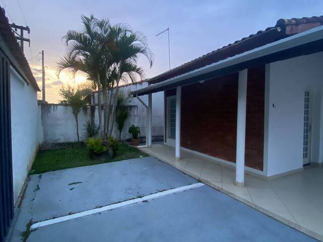 Casa para Locação em Guaratinguetá - 2