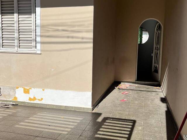 #211 - Casa para Locação em Guaratinguetá - SP - 1